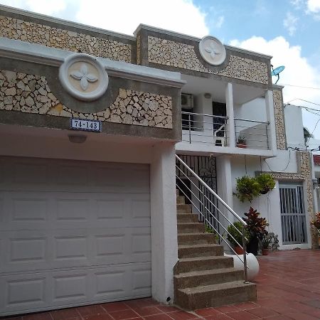 Apartaestudio El Lugar Ideal Cra. 62 #74-143. バランキージャ エクステリア 写真