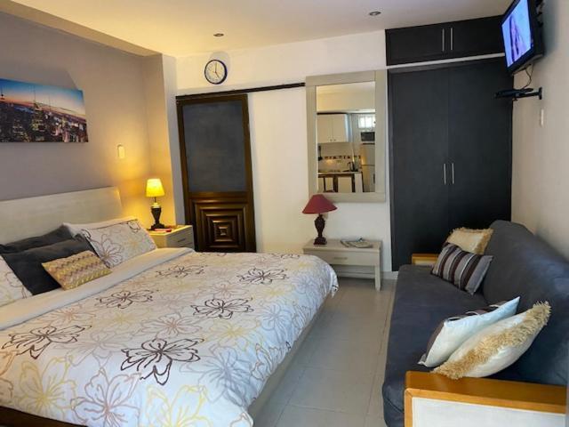 Apartaestudio El Lugar Ideal Cra. 62 #74-143. バランキージャ エクステリア 写真